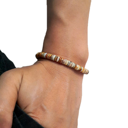 Bracelet en onyx multicolore et mantra Om Mani Padme Hum - l'atelier d'eos